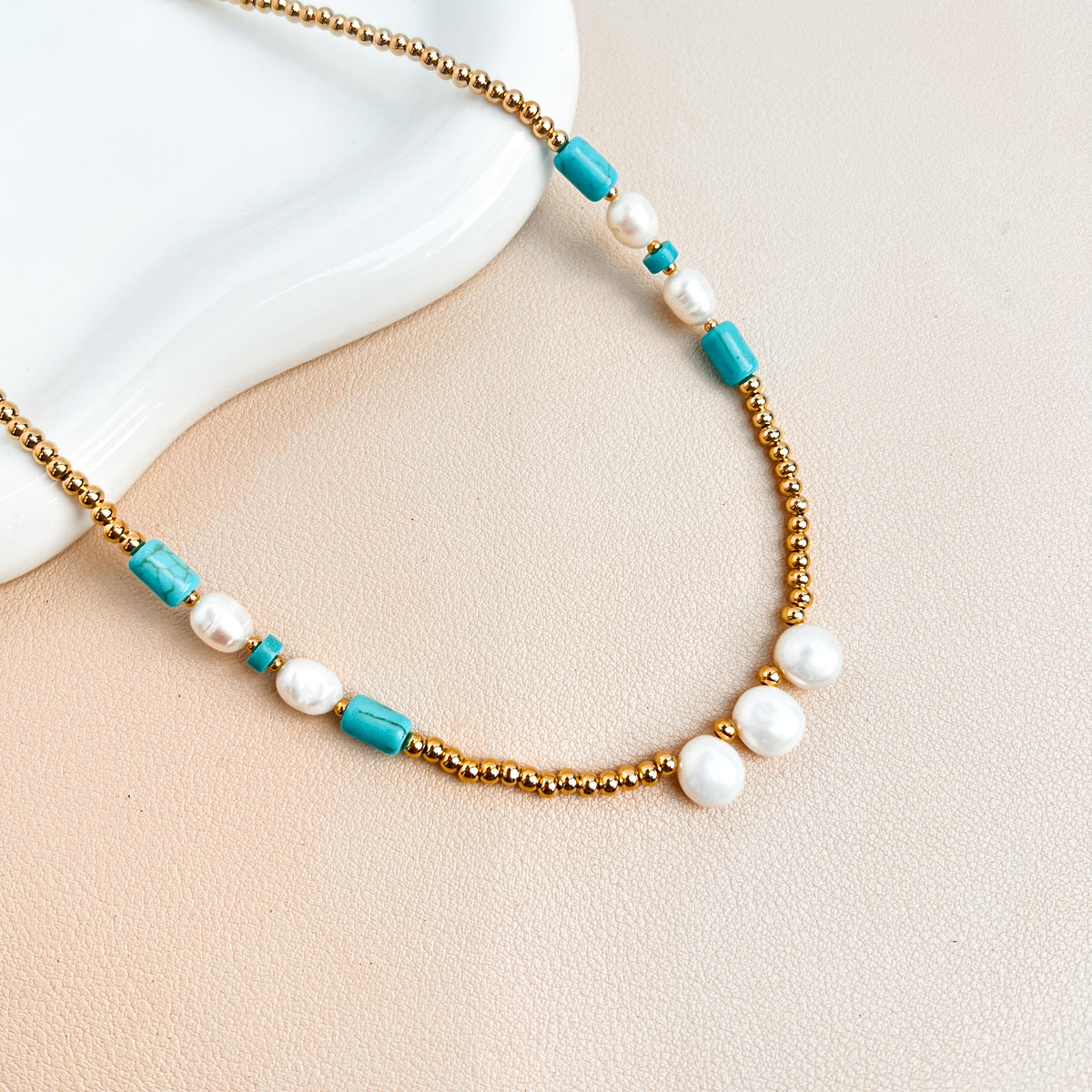 Turquoise And Pearls Necklace