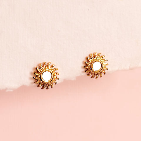 Sol de Nácar Studs
