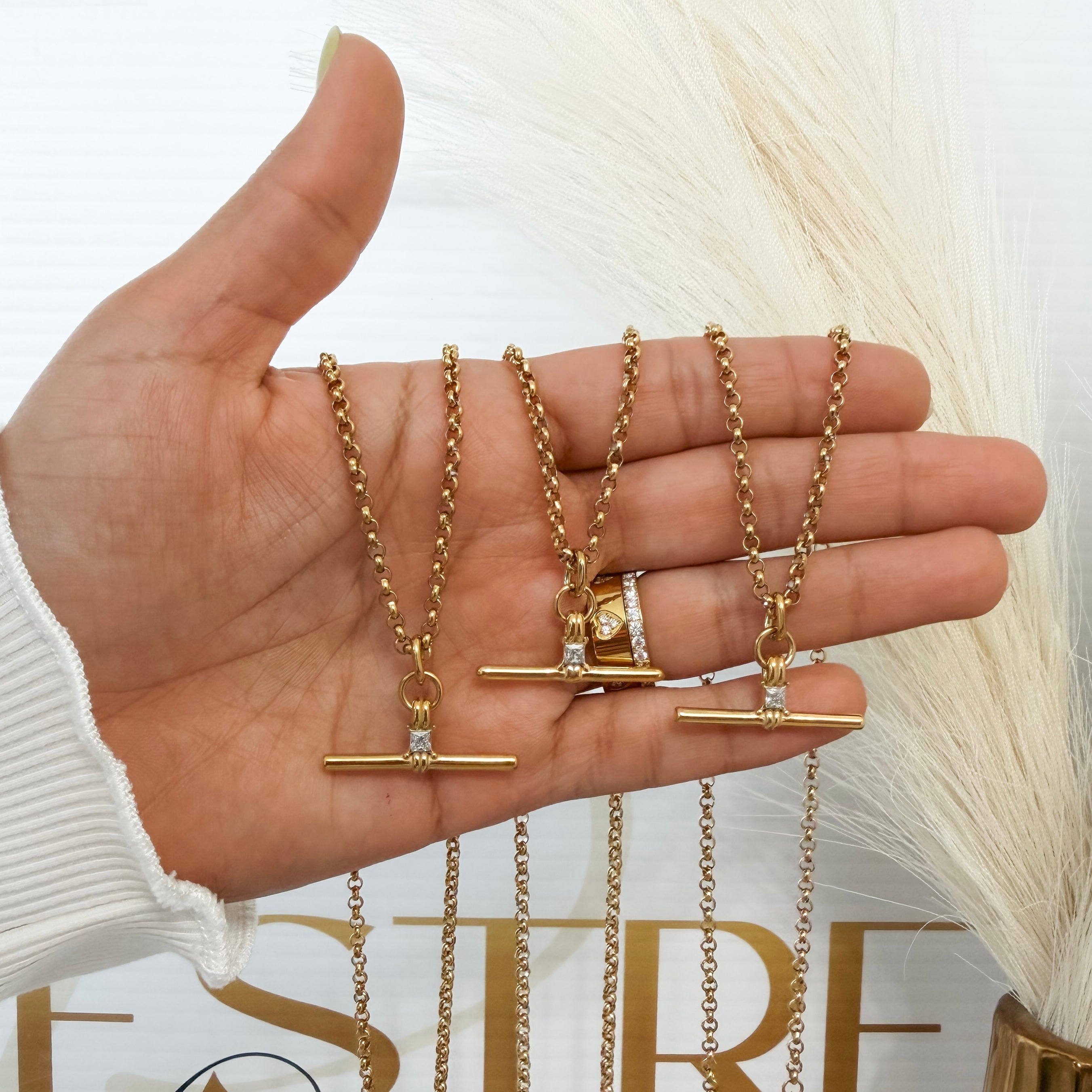 Anna Chain