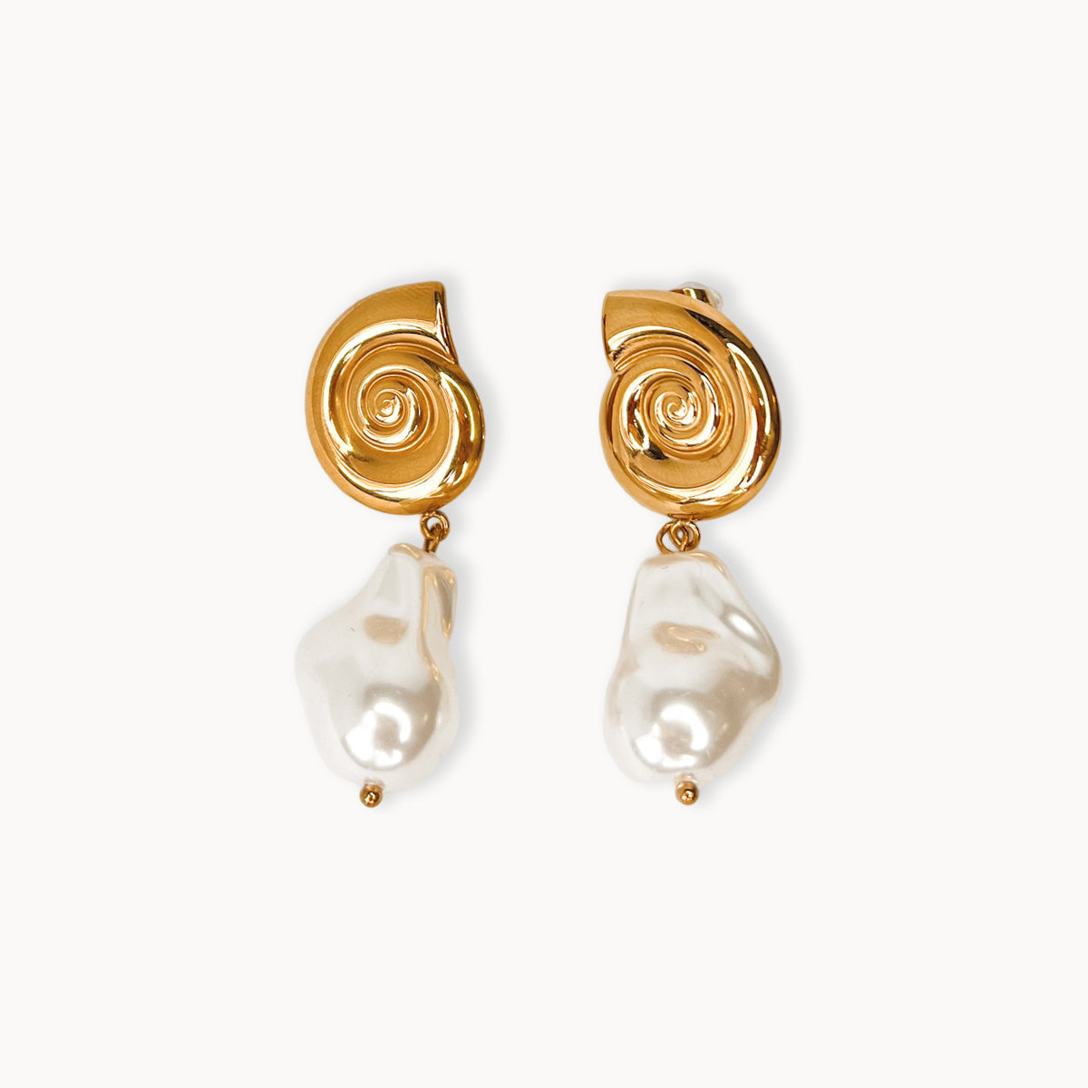 Snail Pearl Earring