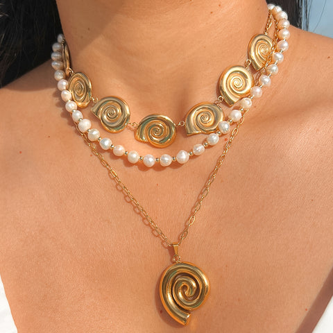 Dainty Pearl Necklace