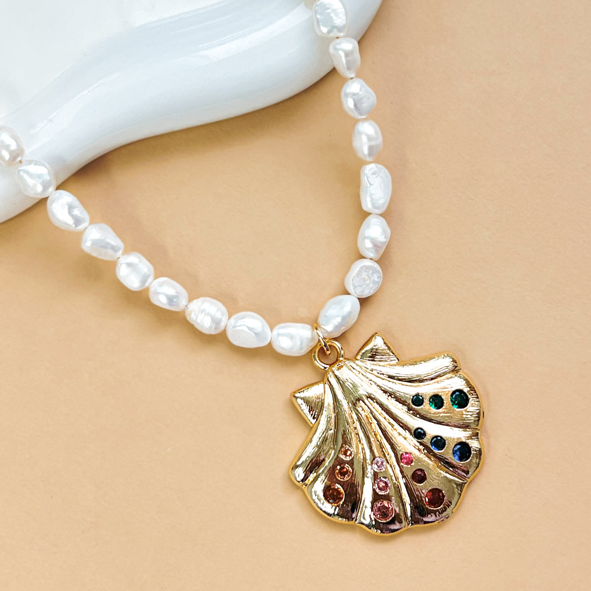 Color Shell Necklace