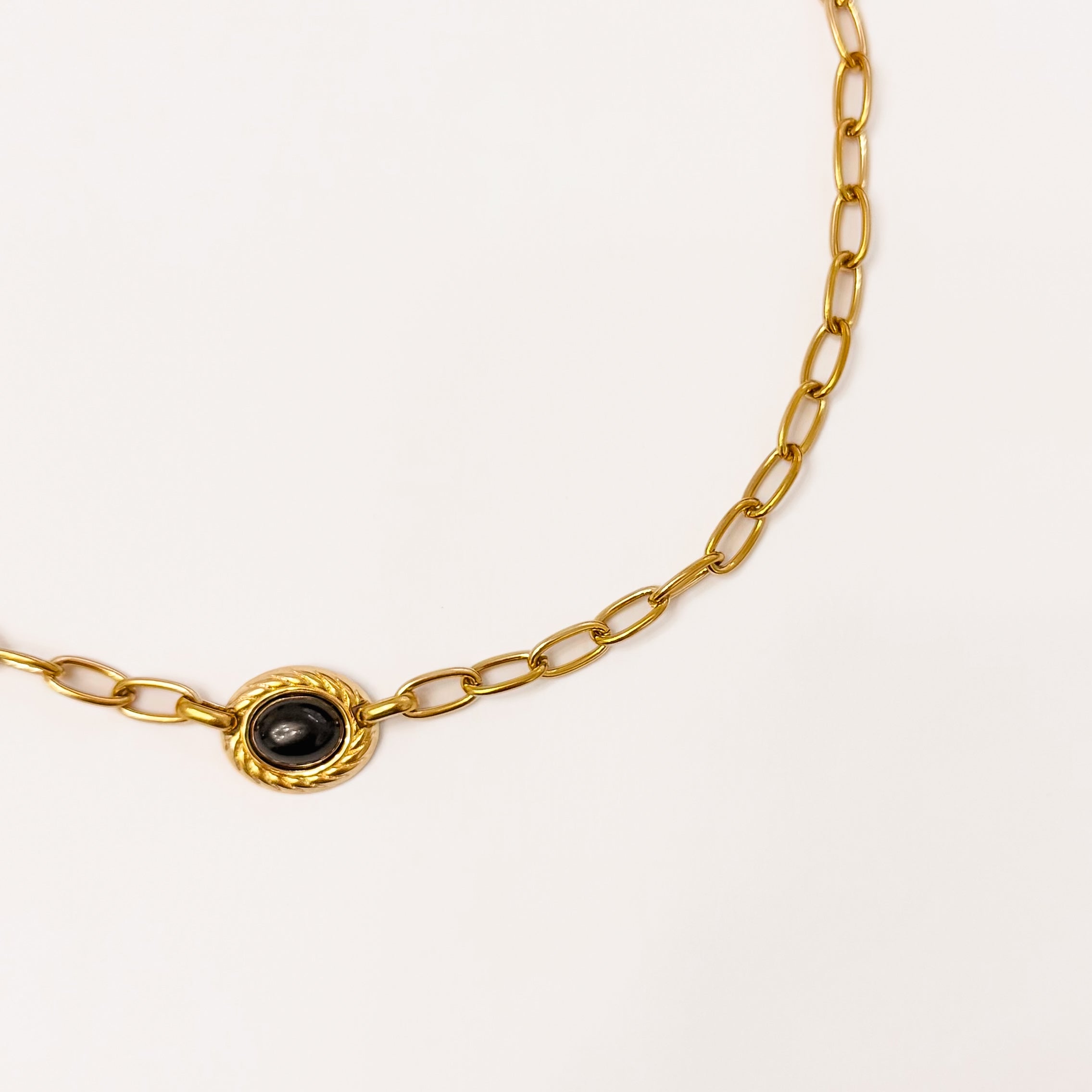 Varenne Necklace