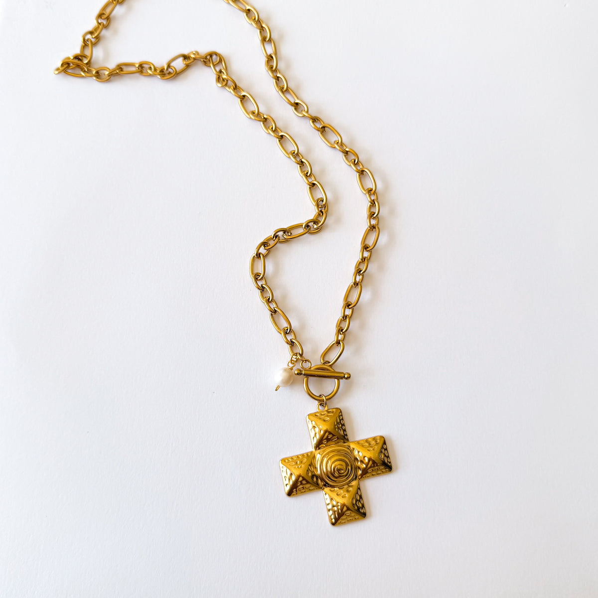Cross Textured Chain