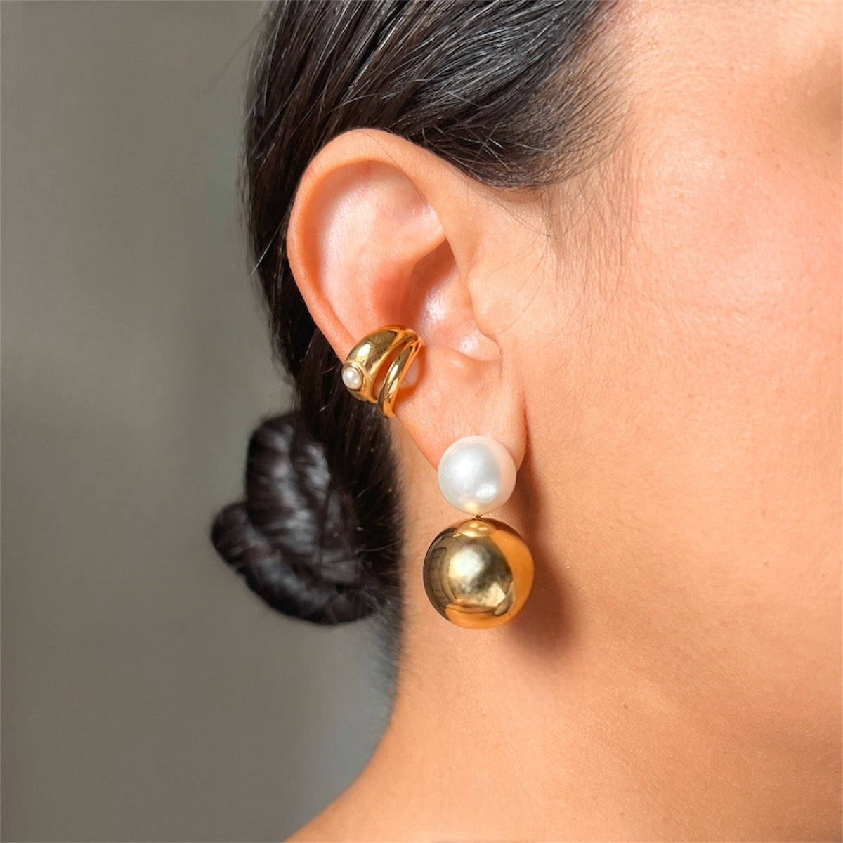 Double Pearl Ear Cuff