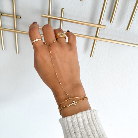 Delicate Hand Chain