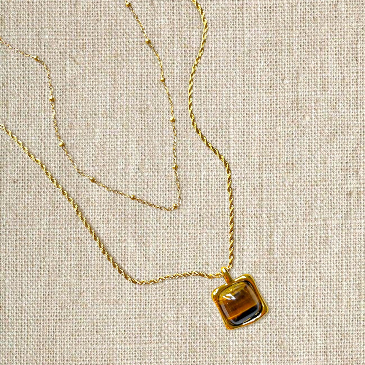 Double chain Tiger Eye Square