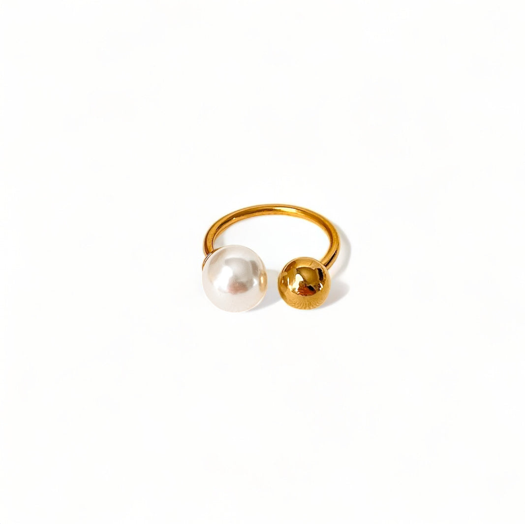 Pearl Ball Ring